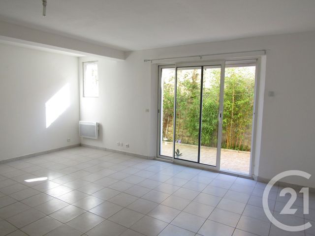 Appartement F3 &agrave; louer - 3 pi&egrave;ces - 60 m2 - Graulhet - 81 - MIDI-PYRENEES