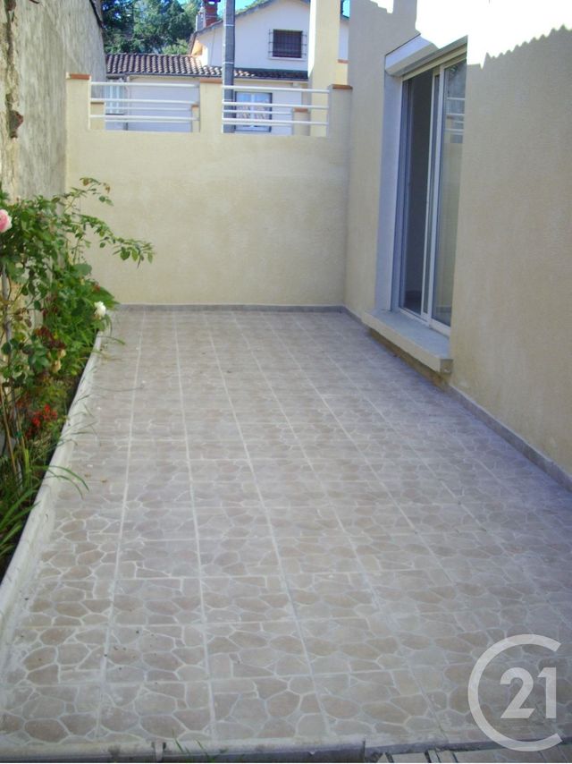 Appartement F3 &agrave; louer - 3 pi&egrave;ces - 60 m2 - Graulhet - 81 - MIDI-PYRENEES