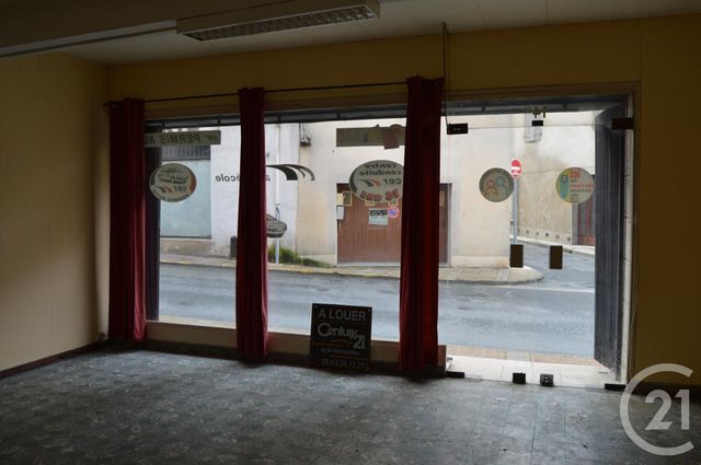 Appartement Local &agrave; louer - 3 pi&egrave;ces - 70 m2 - Graulhet - 81 - MIDI-PYRENEES