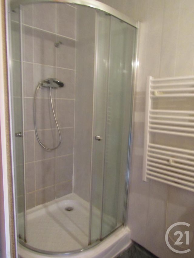 Appartement F2 &agrave; louer - 2 pi&egrave;ces - 55 m2 - Graulhet - 81 - MIDI-PYRENEES