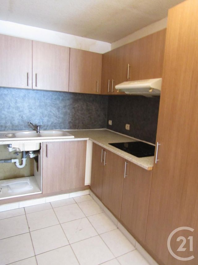 Appartement F2 &agrave; louer - 2 pi&egrave;ces - 55 m2 - Graulhet - 81 - MIDI-PYRENEES