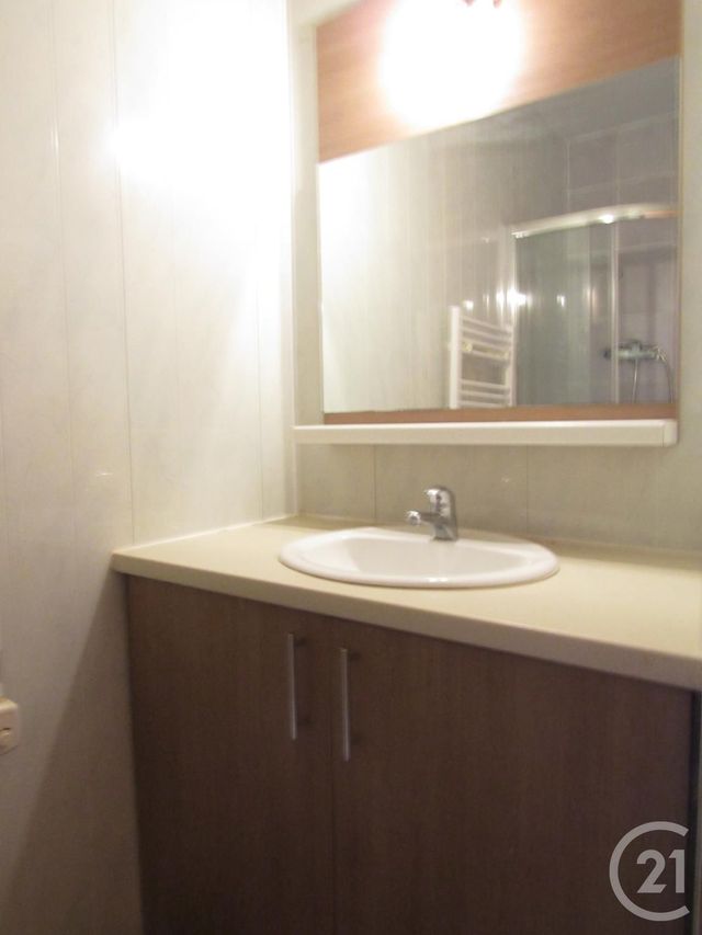 Appartement F2 &agrave; louer - 2 pi&egrave;ces - 55 m2 - Graulhet - 81 - MIDI-PYRENEES