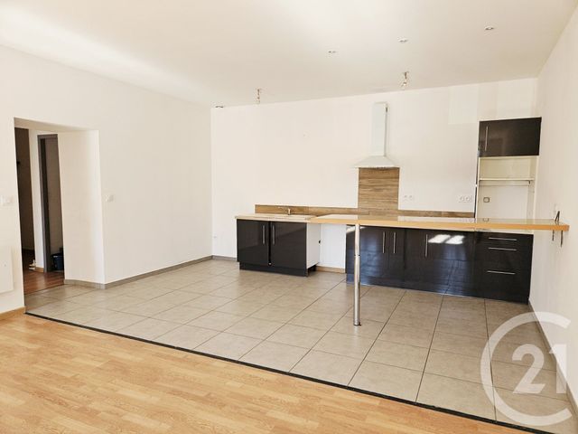 Appartement F3 &agrave; louer - 3 pi&egrave;ces - 100 m2 - Graulhet - 81 - MIDI-PYRENEES