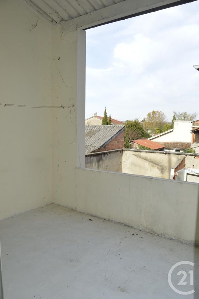 Appartement F3 &agrave; louer - 3 pi&egrave;ces - 80 m2 - Graulhet - 81 - MIDI-PYRENEES
