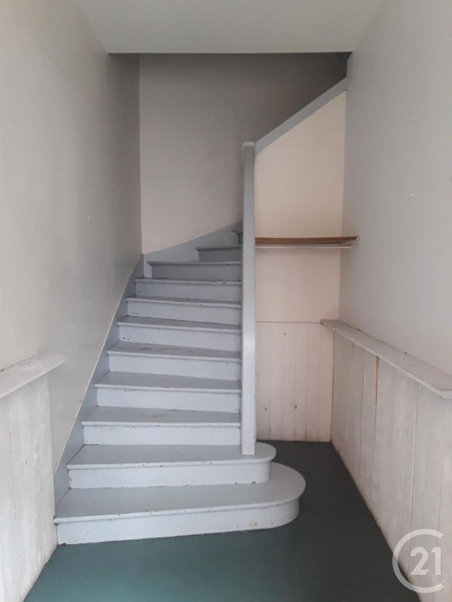 Appartement F3 &agrave; louer - 3 pi&egrave;ces - 80 m2 - Graulhet - 81 - MIDI-PYRENEES