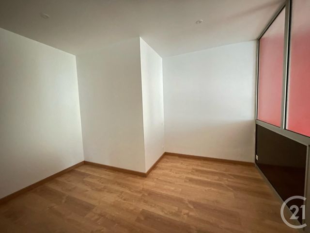 Appartement F3 &agrave; louer - 3 pi&egrave;ces - 70 m2 - Graulhet - 81 - MIDI-PYRENEES