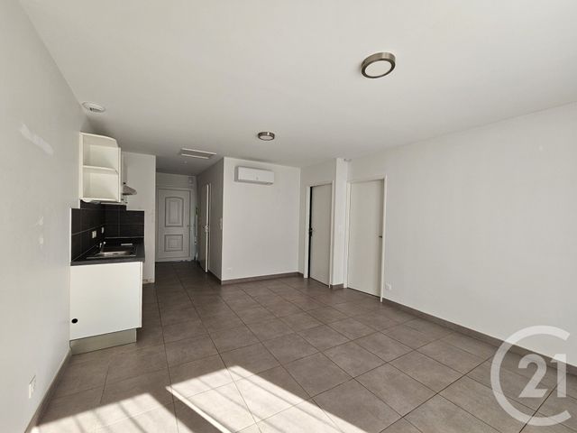 Appartement &agrave; louer - 3 pi&egrave;ces - 52 m2 - Graulhet - 81 - MIDI-PYRENEES