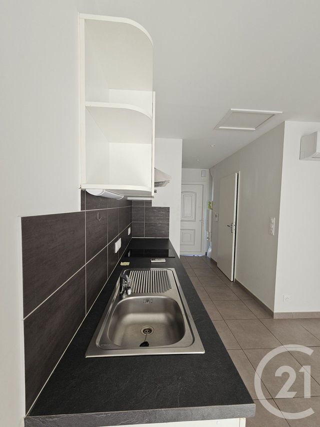 Appartement &agrave; louer - 3 pi&egrave;ces - 52 m2 - Graulhet - 81 - MIDI-PYRENEES