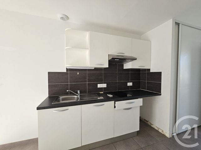 Appartement &agrave; louer - 3 pi&egrave;ces - 52 m2 - Graulhet - 81 - MIDI-PYRENEES