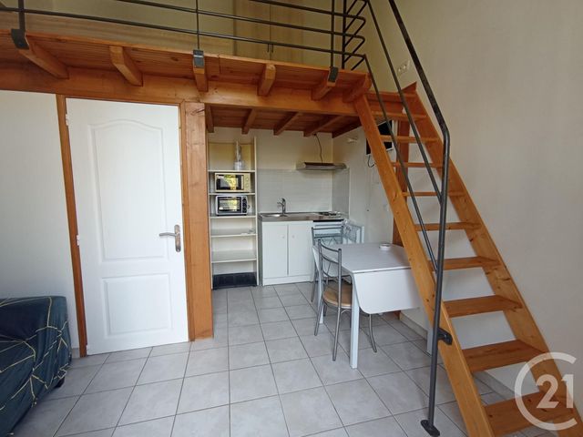 Appartement Studio &agrave; louer - 1 pi&egrave;ce - 20 m2 - Graulhet - 81 - MIDI-PYRENEES