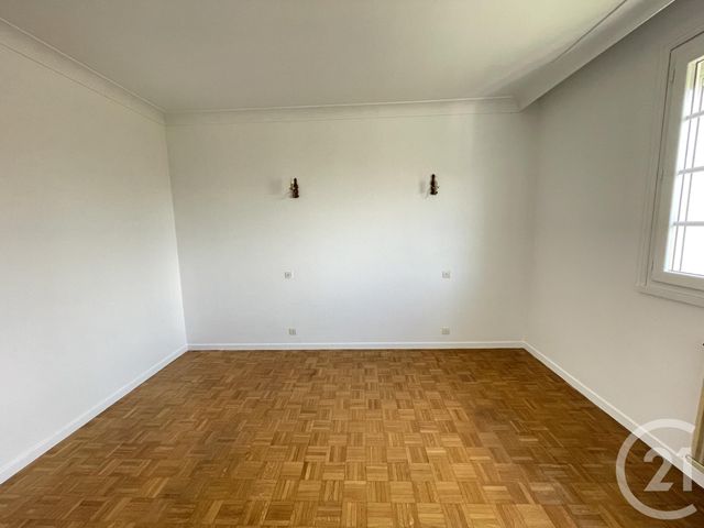 Maison &agrave; louer - 4 pi&egrave;ces - 101 m2 - Graulhet - 81 - MIDI-PYRENEES