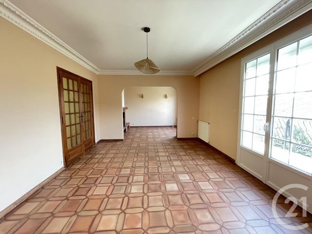 Maison &agrave; louer - 4 pi&egrave;ces - 101 m2 - Graulhet - 81 - MIDI-PYRENEES