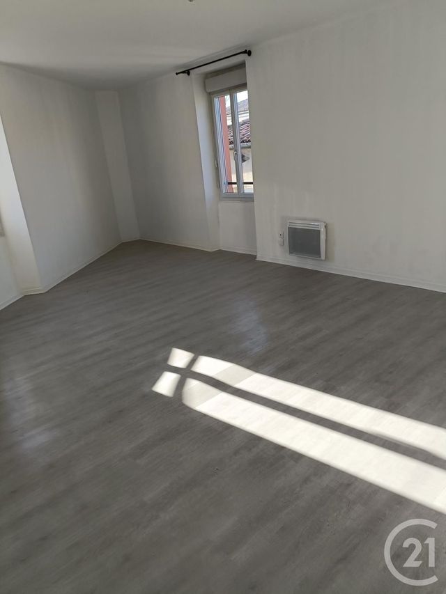 Appartement F2 &agrave; louer - 2 pi&egrave;ces - 52 m2 - Graulhet - 81 - MIDI-PYRENEES