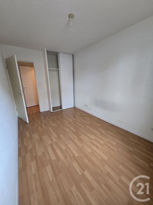 Appartement F3 &agrave; louer - 3 pi&egrave;ces - 65 m2 - Graulhet - 81 - MIDI-PYRENEES