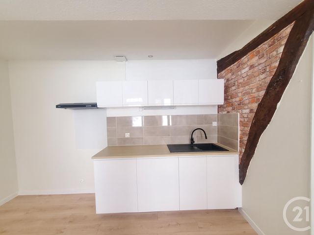 Appartement &agrave; louer - 2 pi&egrave;ces - 45 m2 - Graulhet - 81 - MIDI-PYRENEES