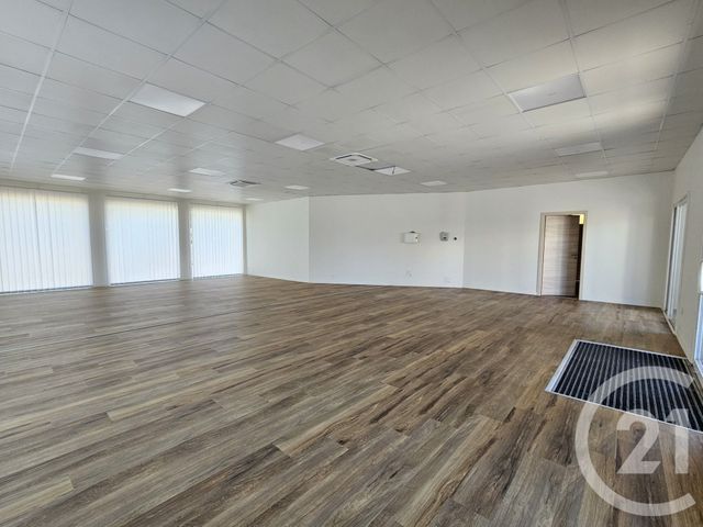 Appartement Local &agrave; louer - 4 pi&egrave;ces - 259 m2 - Graulhet - 81 - MIDI-PYRENEES