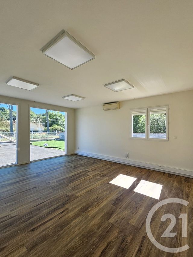 Appartement Local &agrave; louer - 4 pi&egrave;ces - 259 m2 - Graulhet - 81 - MIDI-PYRENEES