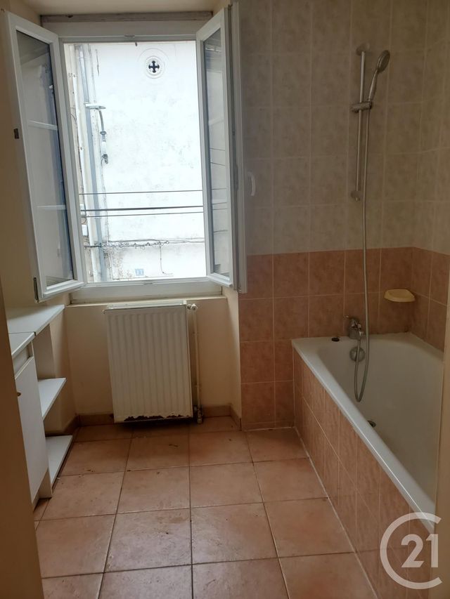 Maison &agrave; louer - 4 pi&egrave;ces - 95 m2 - Graulhet - 81 - MIDI-PYRENEES