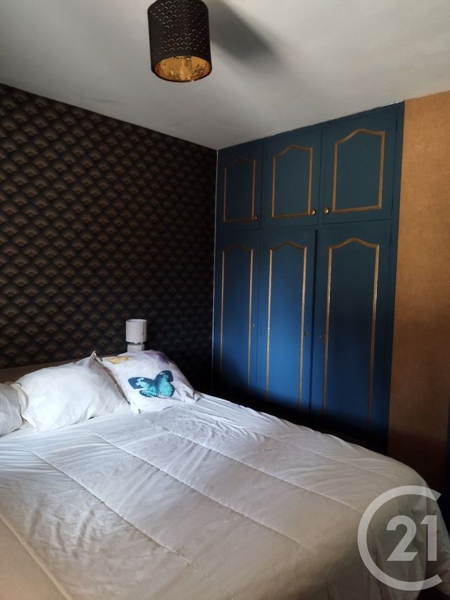 Maison &agrave; louer - 9 pi&egrave;ces - 214 m2 - Graulhet - 81 - MIDI-PYRENEES