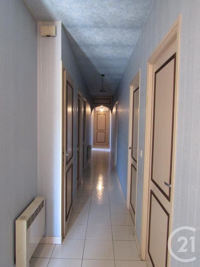 Appartement F5 &agrave; louer - 5 pi&egrave;ces - 113 m2 - Graulhet - 81 - MIDI-PYRENEES