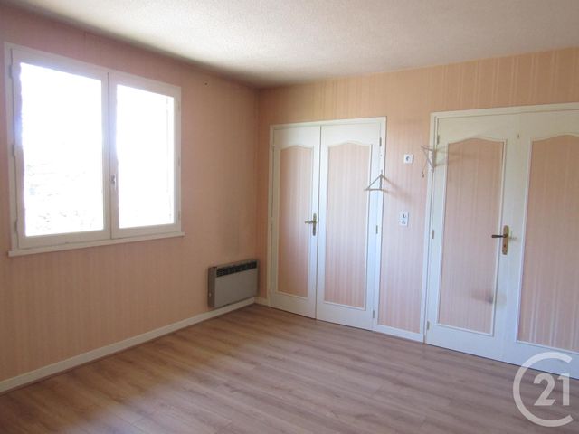 Appartement F5 &agrave; louer - 5 pi&egrave;ces - 113 m2 - Graulhet - 81 - MIDI-PYRENEES
