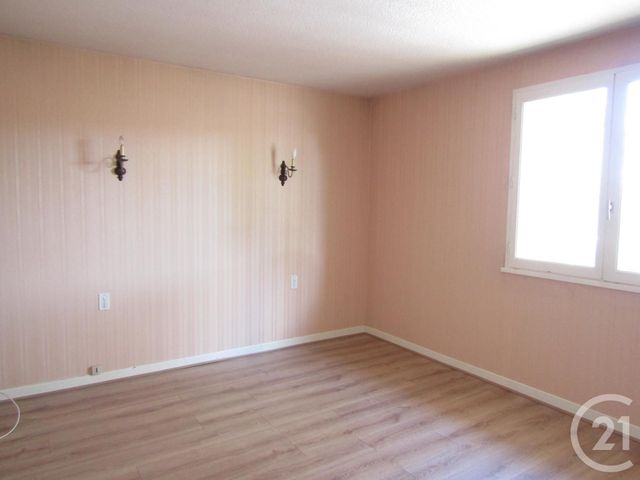 Appartement F5 &agrave; louer - 5 pi&egrave;ces - 113 m2 - Graulhet - 81 - MIDI-PYRENEES
