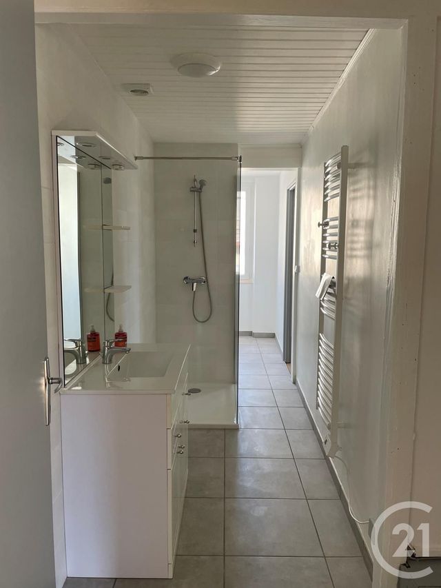 Maison &agrave; louer - 3 pi&egrave;ces - 85,70 m2 - Graulhet - 81 - MIDI-PYRENEES