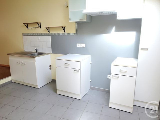 Appartement T2 &agrave; louer - 3 pi&egrave;ces - 59,64 m2 - Graulhet - 81 - MIDI-PYRENEES