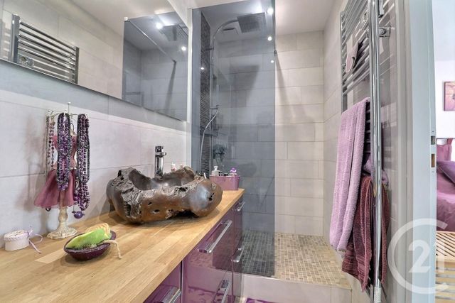 Maison à vendre - 5 pièces - 154 m2 - Puget Sur Argens - 83 - PROVENCE-ALPES-COTE-D-AZUR