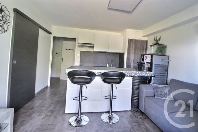 Appartement T2 à vendre - 2 pièces - 35,07 m2 - Frejus - 83 - PROVENCE-ALPES-COTE-D-AZUR