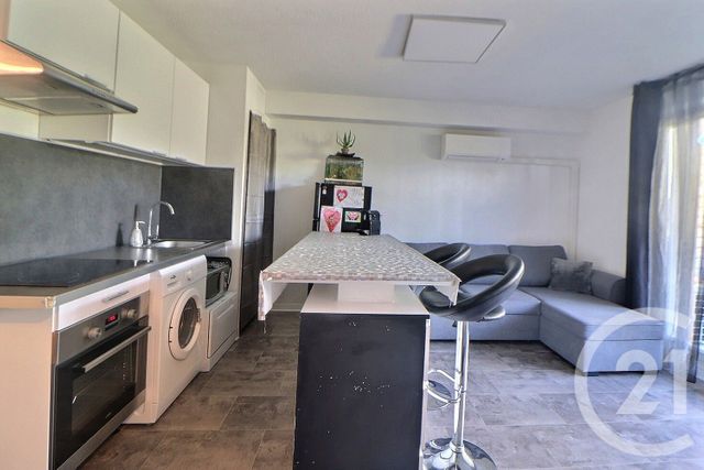 Appartement T2 à vendre - 2 pièces - 35,07 m2 - Frejus - 83 - PROVENCE-ALPES-COTE-D-AZUR