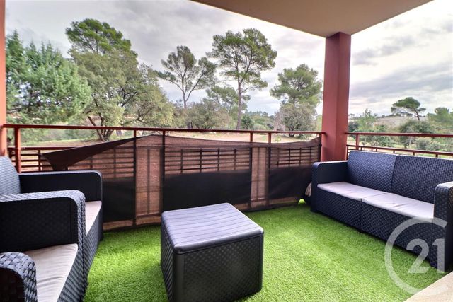 Appartement T2 à vendre - 2 pièces - 35,07 m2 - Frejus - 83 - PROVENCE-ALPES-COTE-D-AZUR