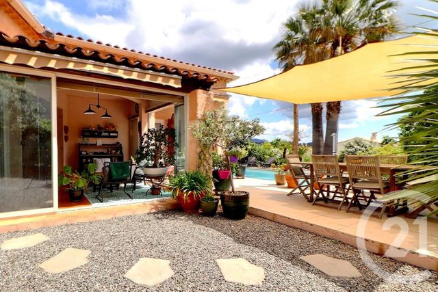 Maison à vendre - 5 pièces - 132 m2 - Frejus - 83 - PROVENCE-ALPES-COTE-D-AZUR