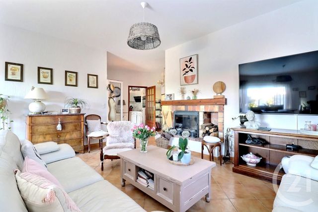 Maison à vendre - 5 pièces - 132 m2 - Frejus - 83 - PROVENCE-ALPES-COTE-D-AZUR