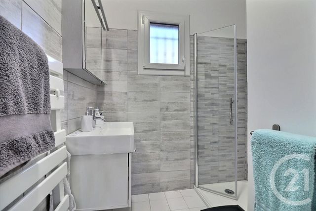 Maison à vendre - 5 pièces - 132 m2 - Frejus - 83 - PROVENCE-ALPES-COTE-D-AZUR