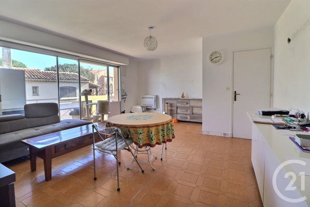 Appartement T3 à vendre - 3 pièces - 67,91 m2 - Frejus - 83 - PROVENCE-ALPES-COTE-D-AZUR