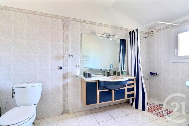 Maison à vendre - 6 pièces - 140 m2 - Frejus - 83 - PROVENCE-ALPES-COTE-D-AZUR