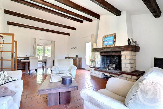 Maison à vendre - 6 pièces - 140 m2 - Frejus - 83 - PROVENCE-ALPES-COTE-D-AZUR