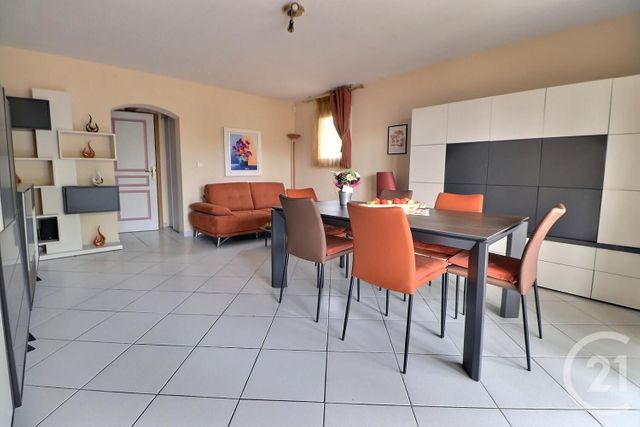 Appartement T3 &agrave; vendre - 3 pi&egrave;ces - 65 m2 - Puget Sur Argens - 83 - PROVENCE-ALPES-COTE-D-AZUR