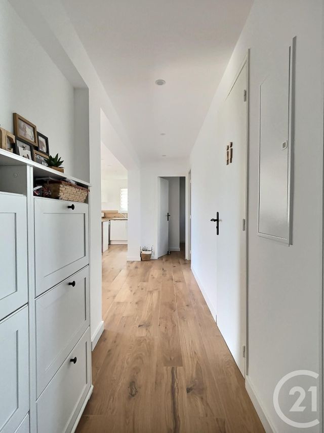 Appartement T3 à vendre - 3 pièces - 71,07 m2 - St Raphael - 83 - PROVENCE-ALPES-COTE-D-AZUR