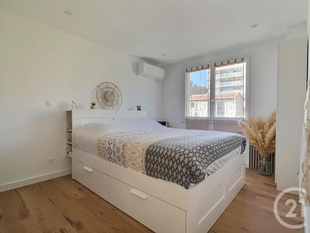 Appartement T3 à vendre - 3 pièces - 71,07 m2 - St Raphael - 83 - PROVENCE-ALPES-COTE-D-AZUR