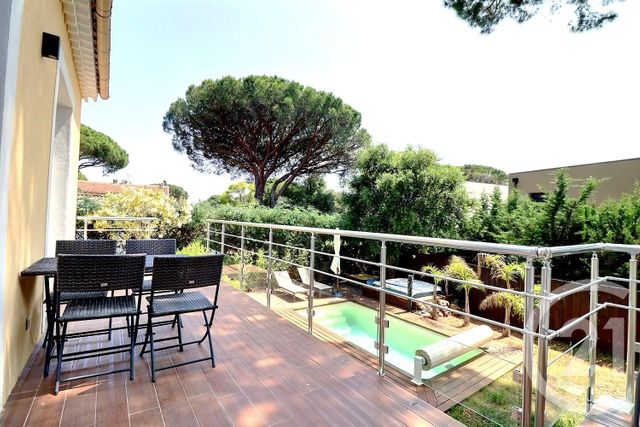 Maison à vendre - 5 pièces - 115 m2 - Frejus - 83 - PROVENCE-ALPES-COTE-D-AZUR