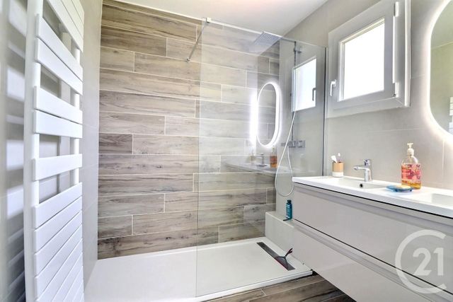 Maison &agrave; vendre - 4 pi&egrave;ces - 118 m2 - St Raphael - 83 - PROVENCE-ALPES-COTE-D-AZUR