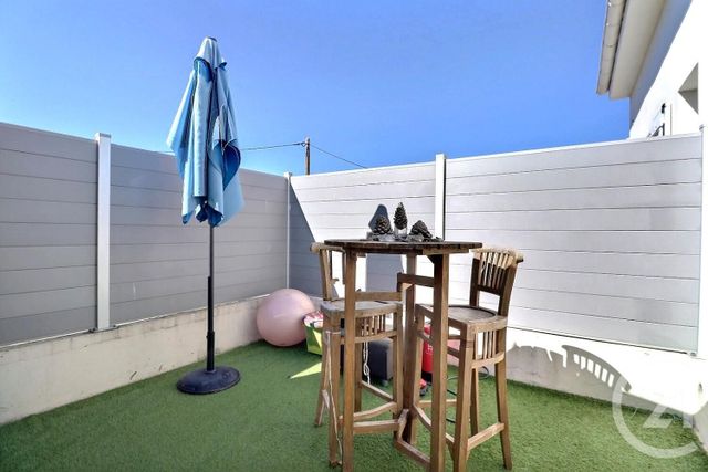 Appartement Duplex à vendre - 2 pièces - 21,42 m2 - St Raphael - 83 - PROVENCE-ALPES-COTE-D-AZUR