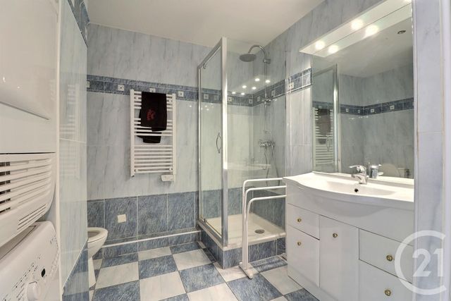 Appartement T4 &agrave; vendre - 4 pi&egrave;ces - 100 m2 - St Raphael - 83 - PROVENCE-ALPES-COTE-D-AZUR