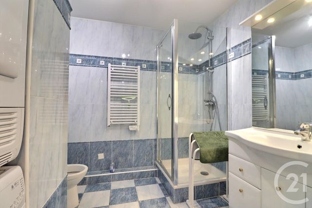 Appartement T4 &agrave; vendre - 4 pi&egrave;ces - 100 m2 - St Raphael - 83 - PROVENCE-ALPES-COTE-D-AZUR