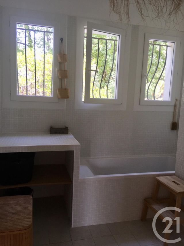 Maison &agrave; vendre - 8 pi&egrave;ces - 200 m2 - Frejus - 83 - PROVENCE-ALPES-COTE-D-AZUR