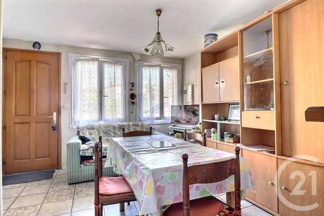 Maison à vendre - 5 pièces - 98,71 m2 - Frejus - 83 - PROVENCE-ALPES-COTE-D-AZUR