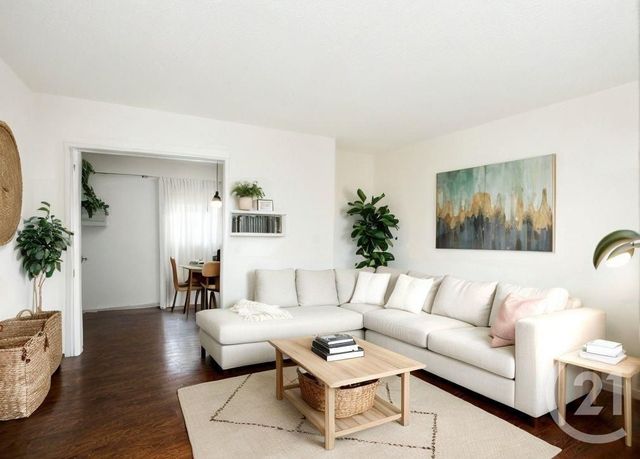 Appartement F3 à vendre - 3 pièces - 63 m2 - Frejus - 83 - PROVENCE-ALPES-COTE-D-AZUR