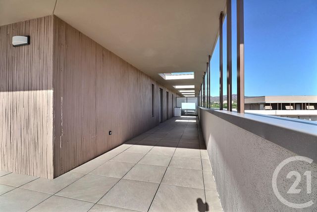 Appartement F4 à vendre - 4 pièces - 86,46 m2 - Frejus - 83 - PROVENCE-ALPES-COTE-D-AZUR